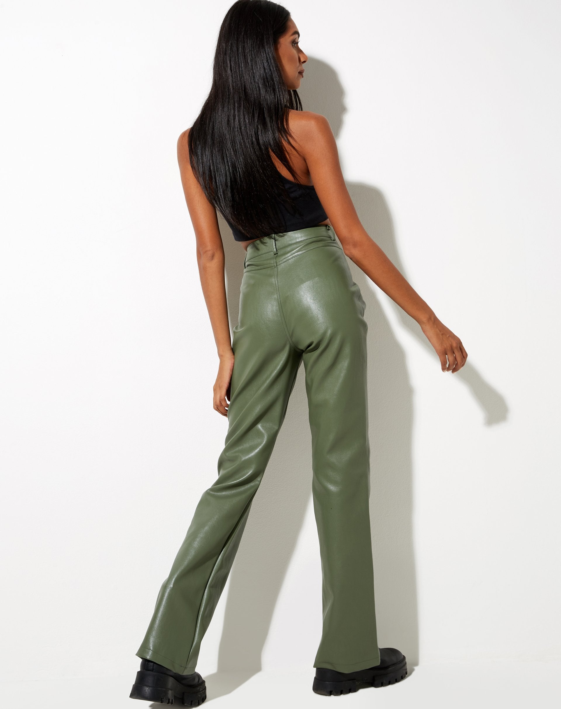 Image de Zoven Flare Trouser in Pu Green