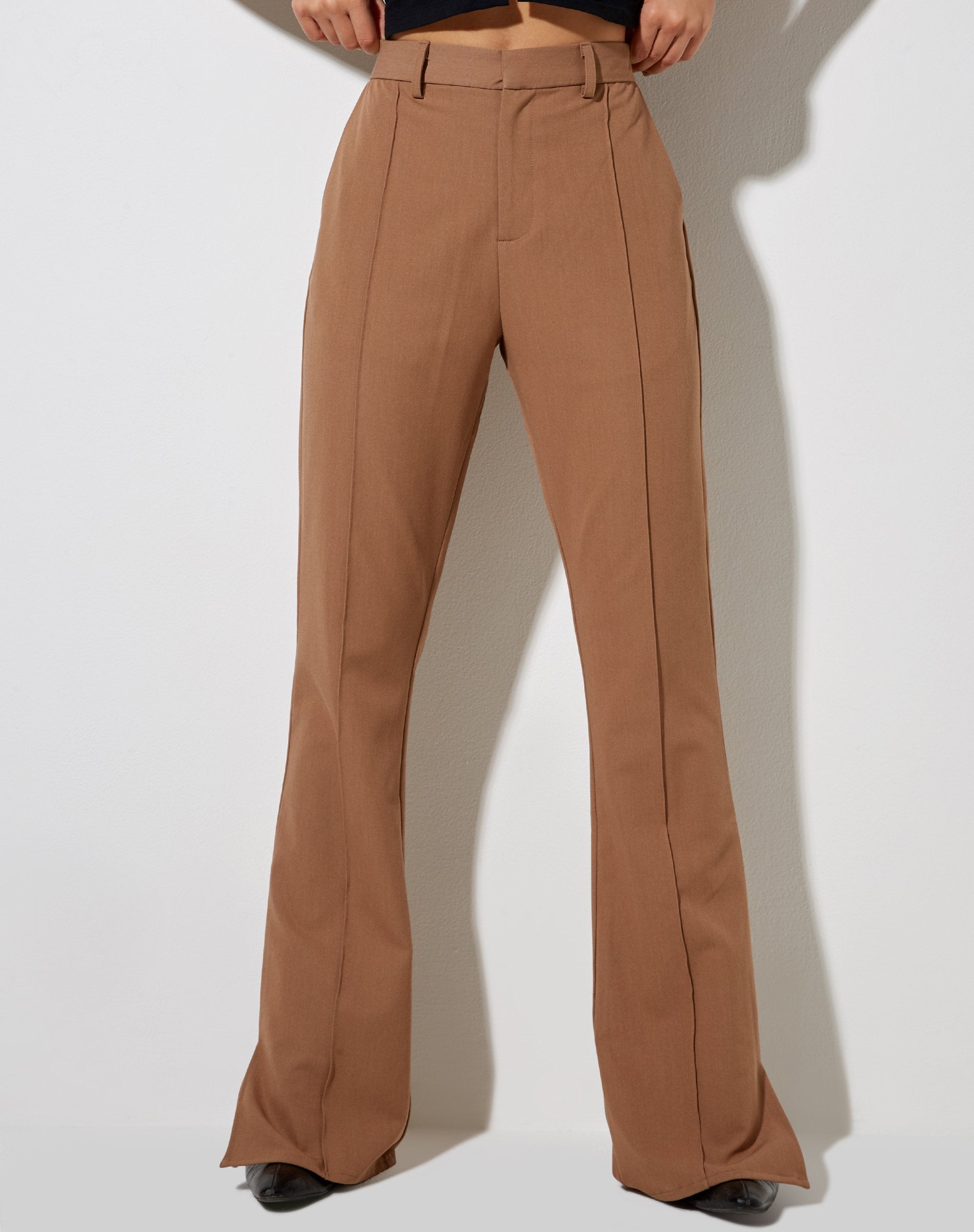 Image du pantalon Zovey en mastic