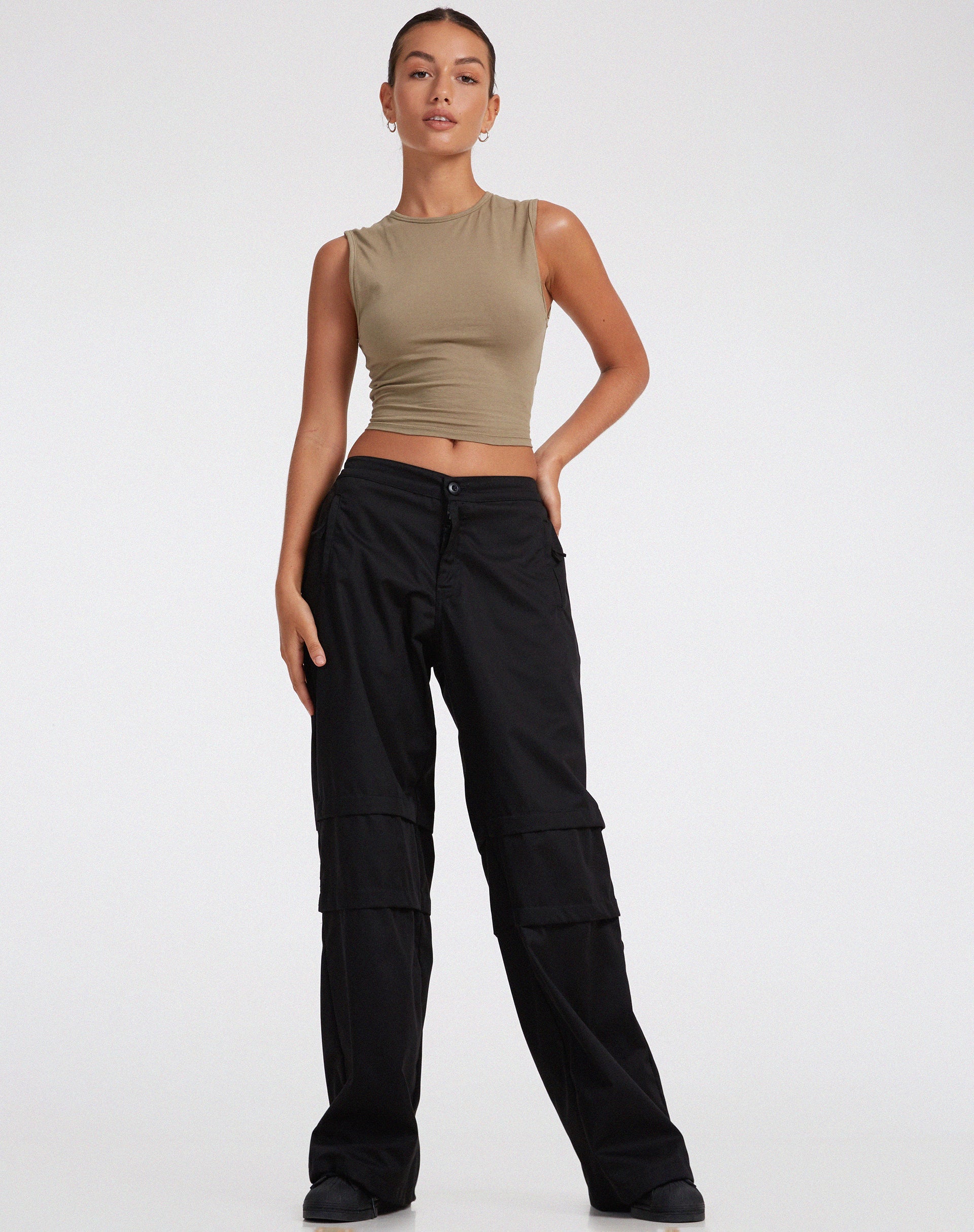 Image de marque de Eilid Wide Leg Trouser in Drill Black