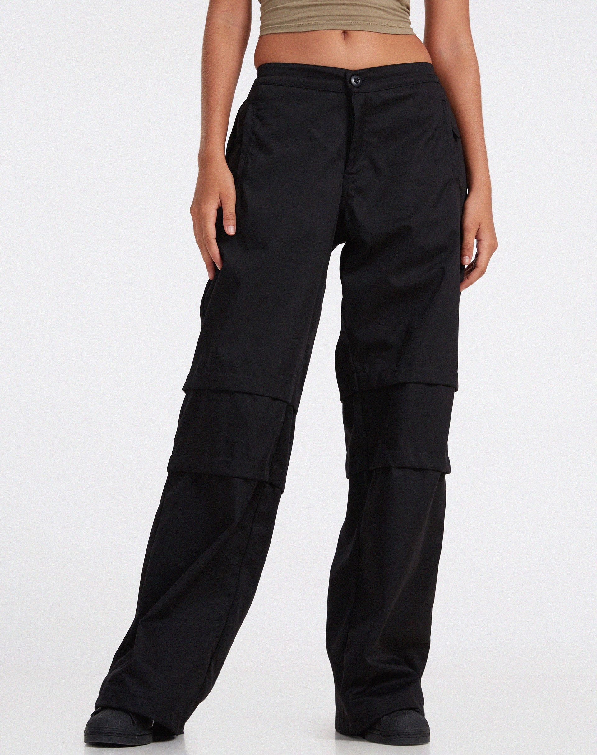 Image de marque de Eilid Wide Leg Trouser in Drill Black