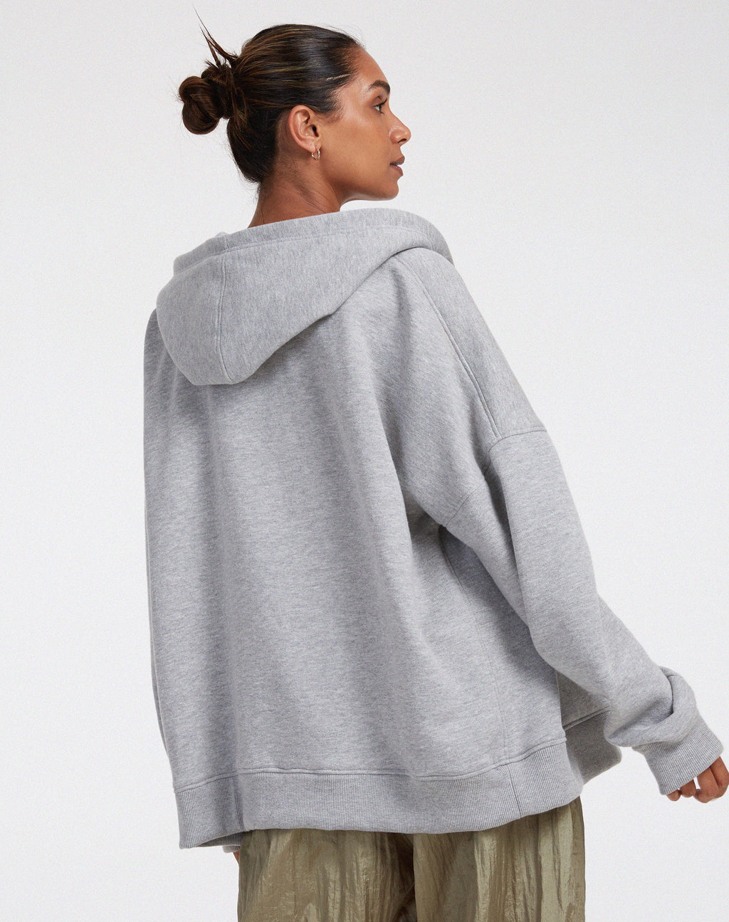 Sweat à capuche Hollack en gris-marron
