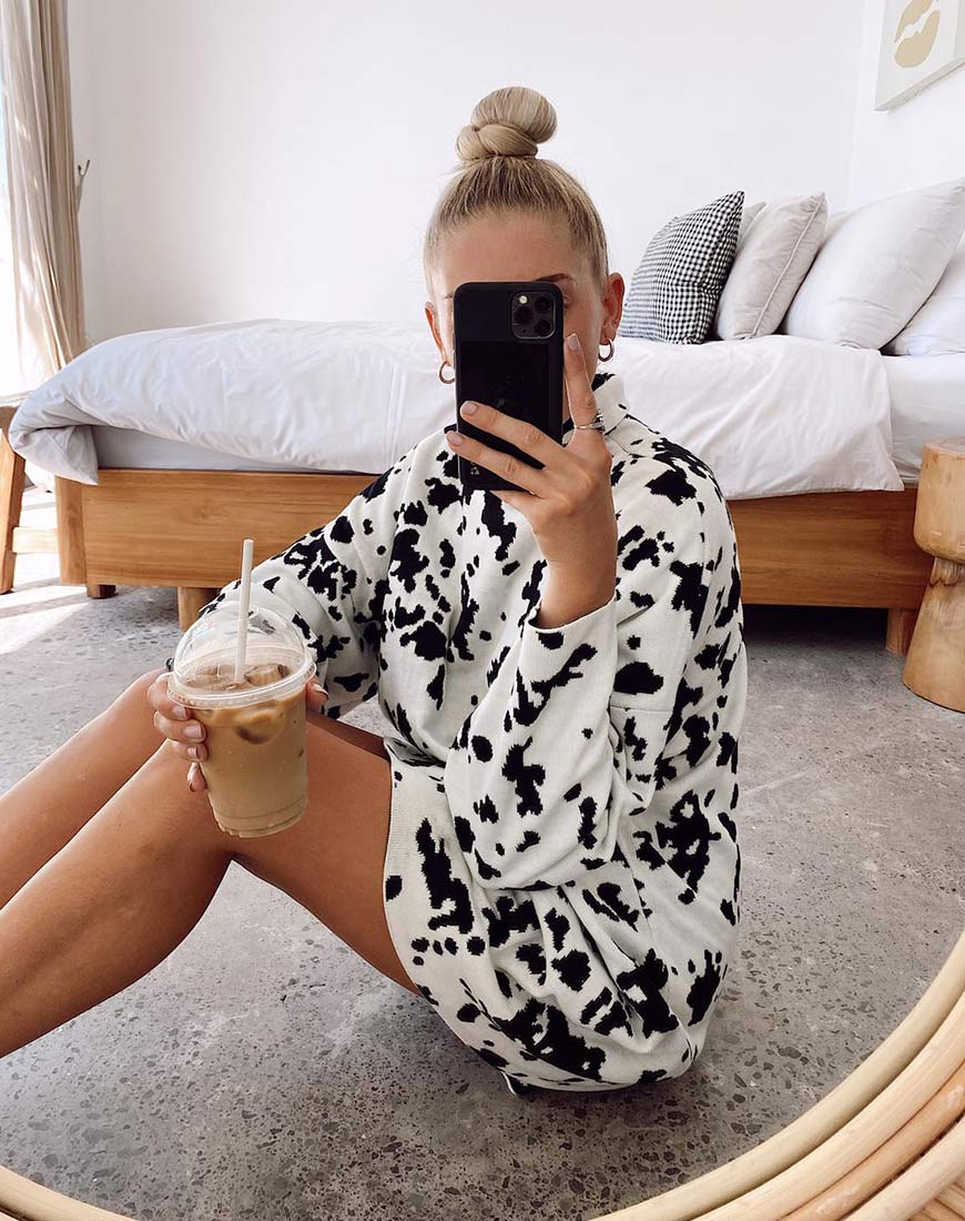Image de Neve Jumper Dress in Dalmatian
