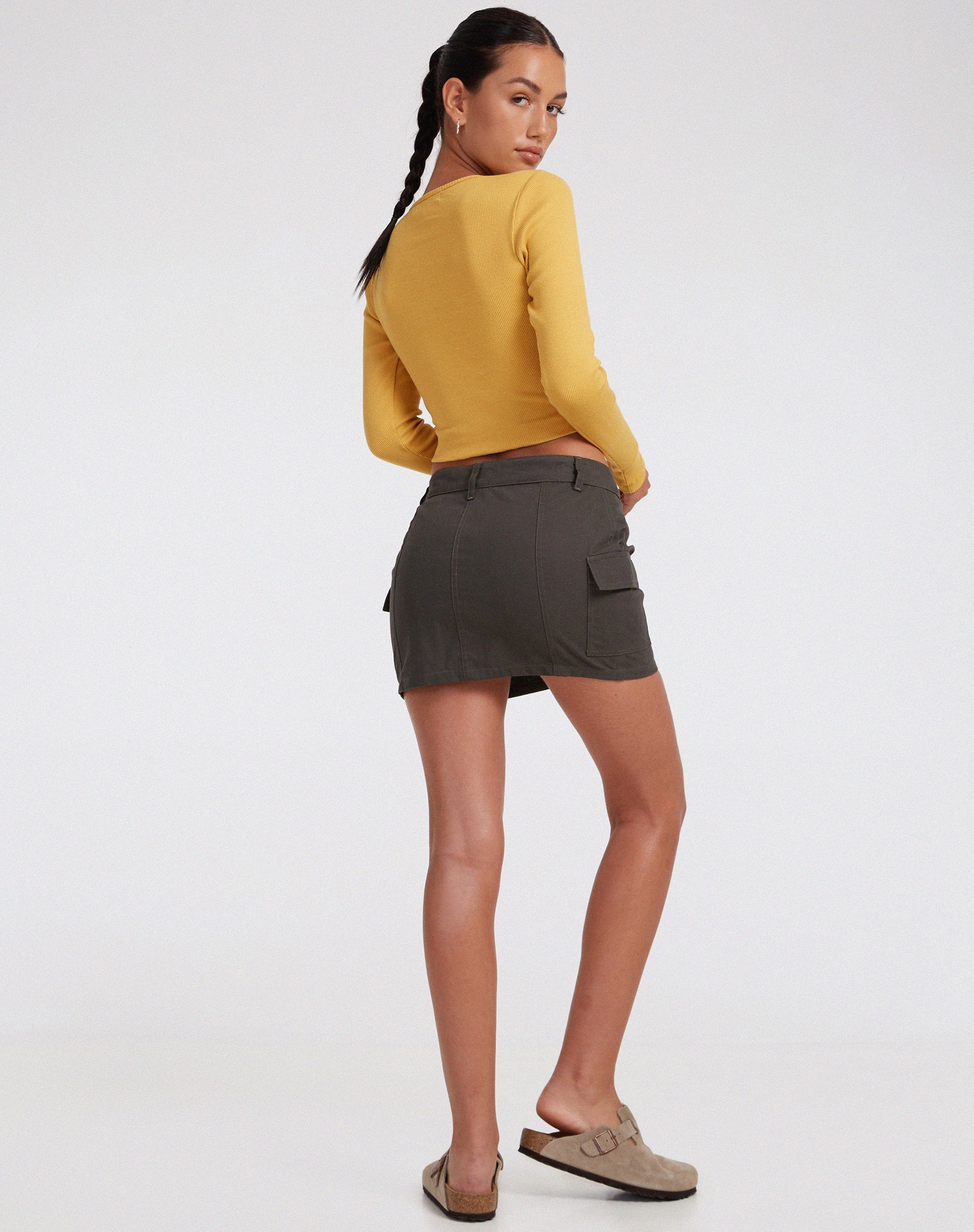 Image de Zehra Top en jaune jaune d'œuf de côtes